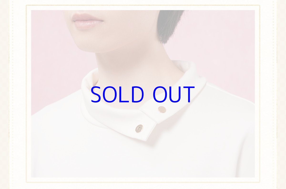 画像12: 【原神 269pt】原神　八重神子イメージ　スウェットシャツ　特典アクスタ付き (12)