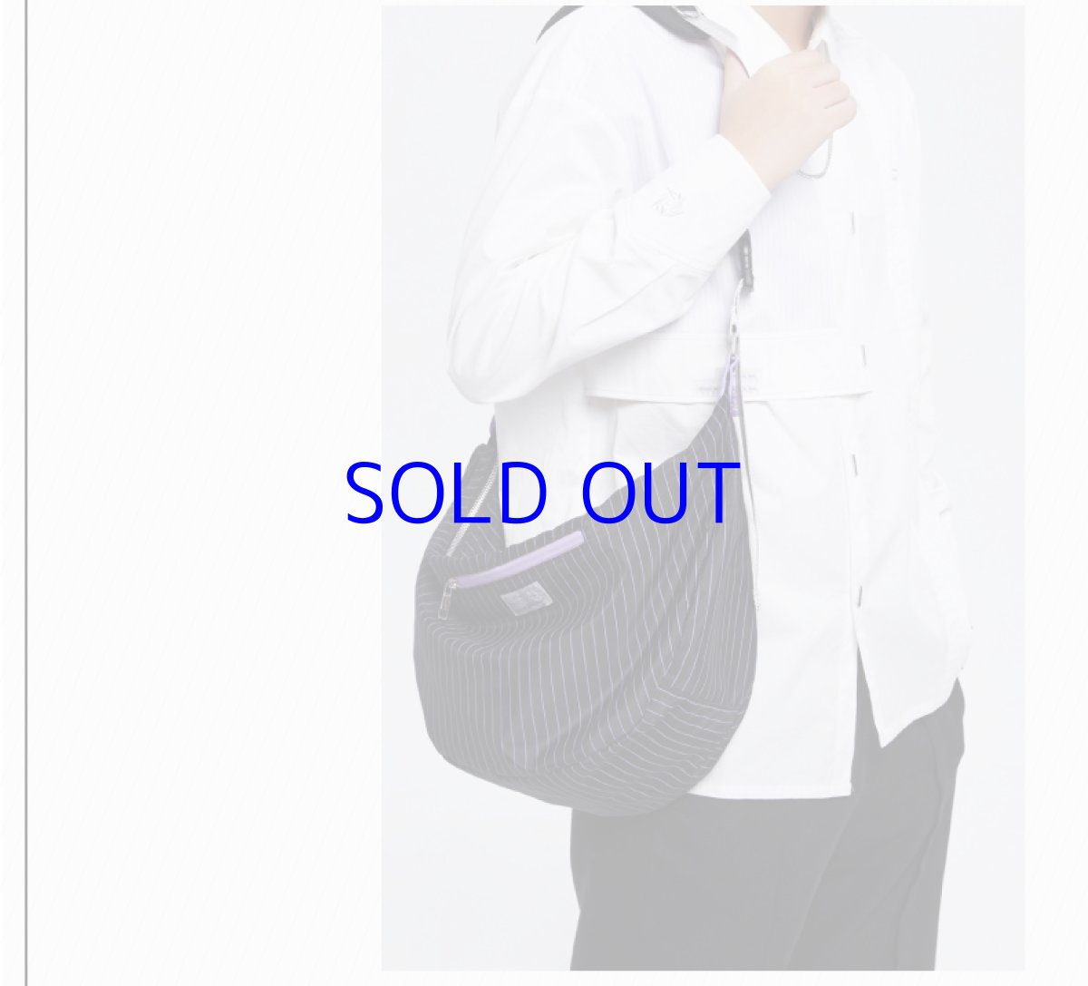 画像8: 崩壊3rd　キアナ・時の追光者　バッグ　特典キーホルダー付き (8)